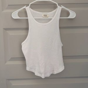 Womn White Cropped Tank